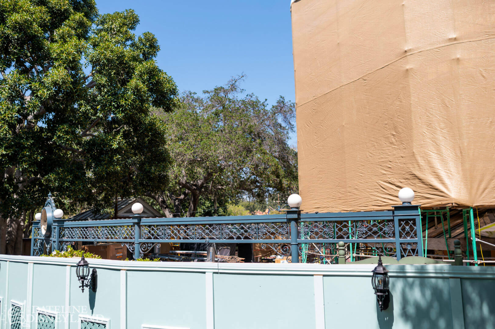 Disneyland, Disneyland Update: Fantasmic Aftermath, Spring Things &#038; Construction Views