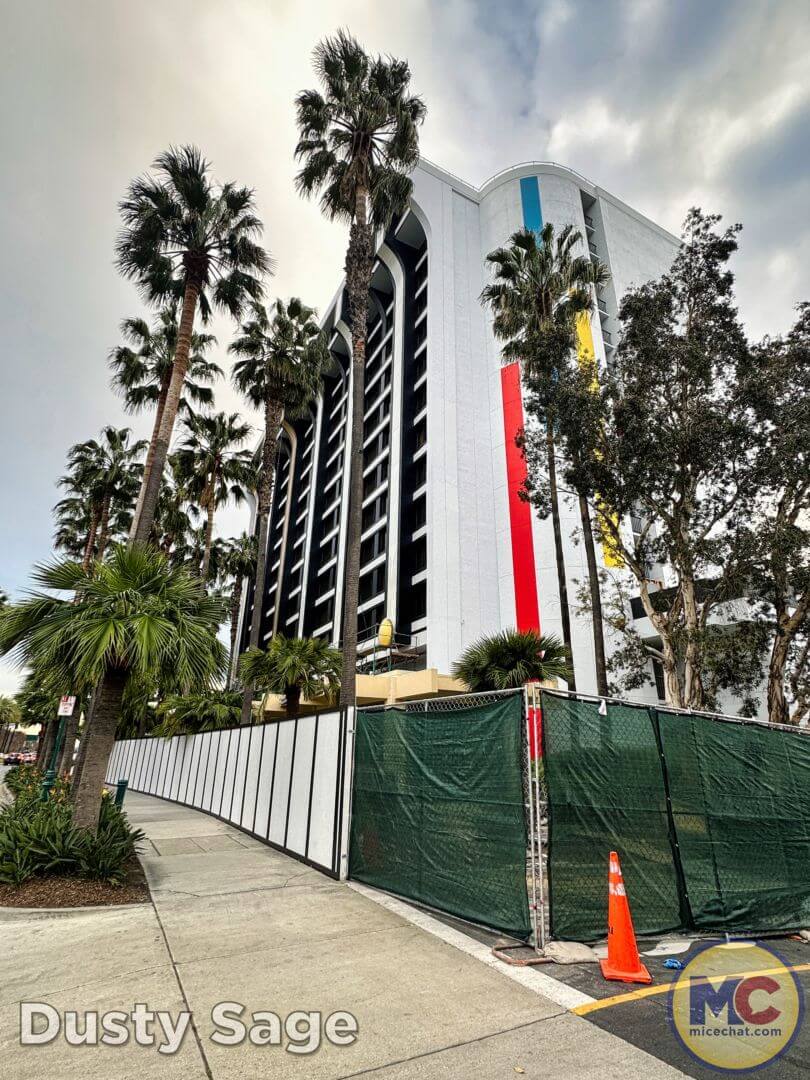 , Disneyland Update: Rolling… Heads, Strollers & Easter Eggs