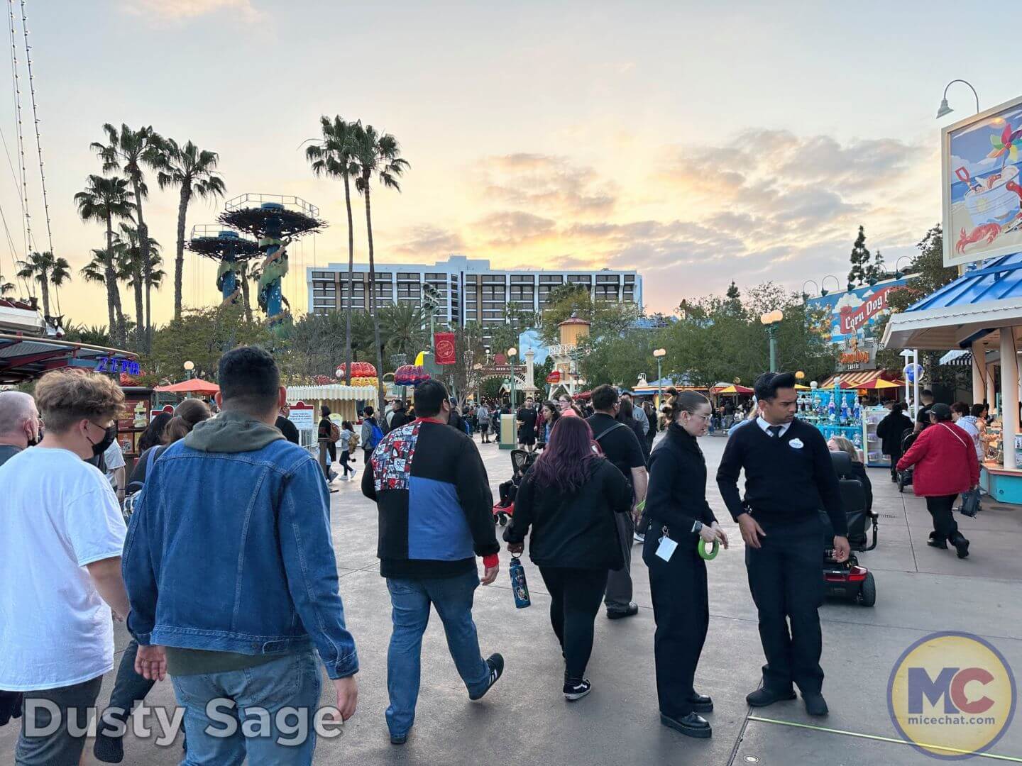 , Disneyland Update: The Last Splash, Crowd Flux &#038; Keys to the Kingdom!