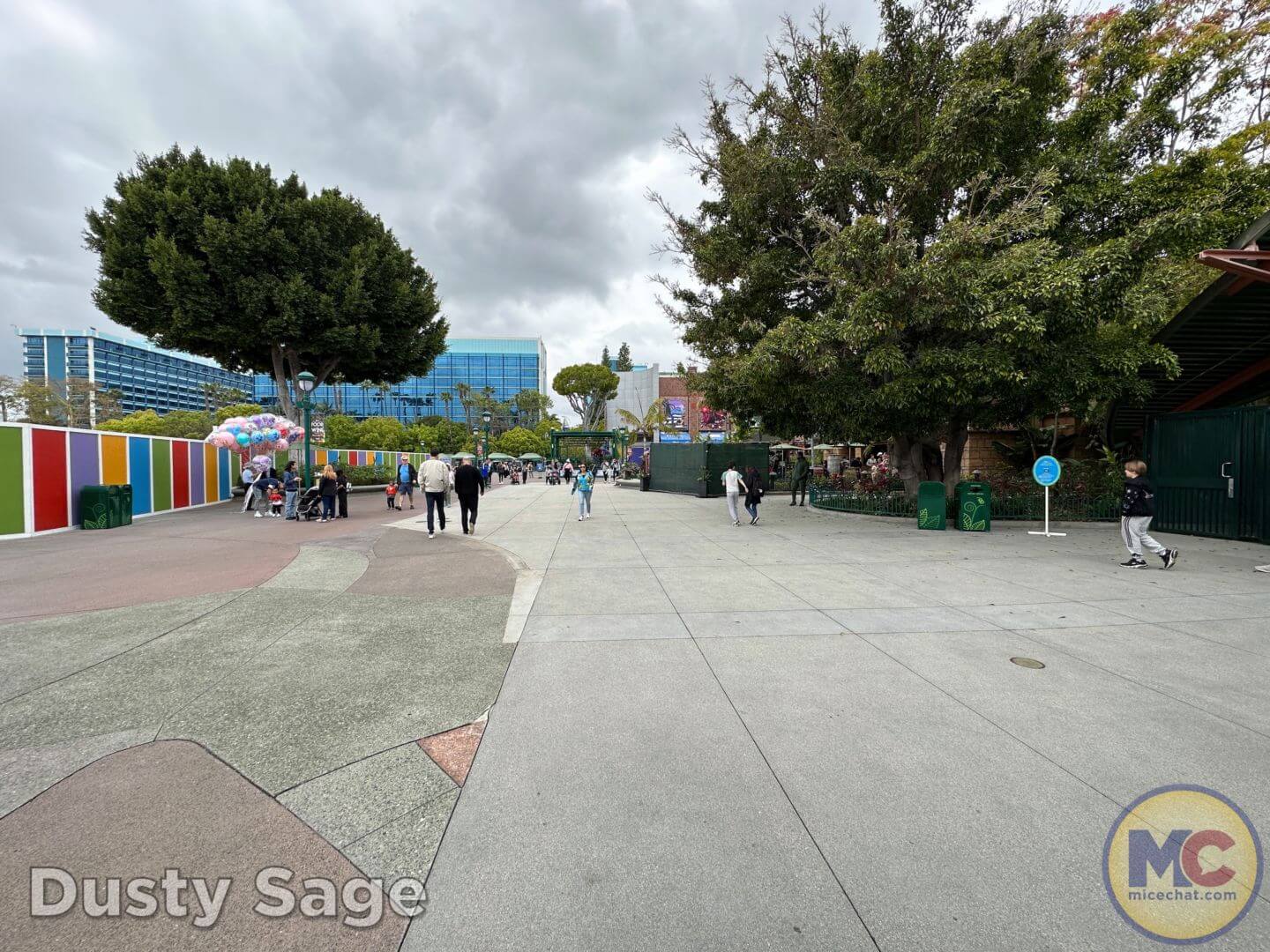 , Disneyland Update: The Last Splash, Crowd Flux &#038; Keys to the Kingdom!