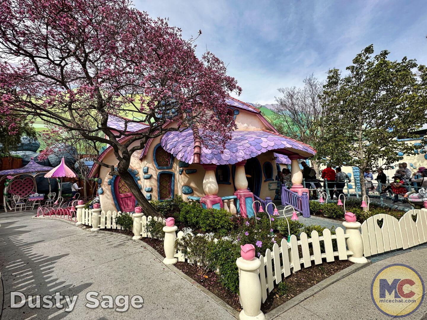 , Disneyland Update: Rolling&#8230; Heads, Strollers &#038; Easter Eggs