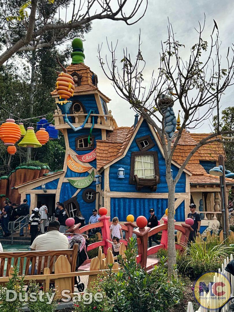 , Disneyland Update: Rolling&#8230; Heads, Strollers &#038; Easter Eggs