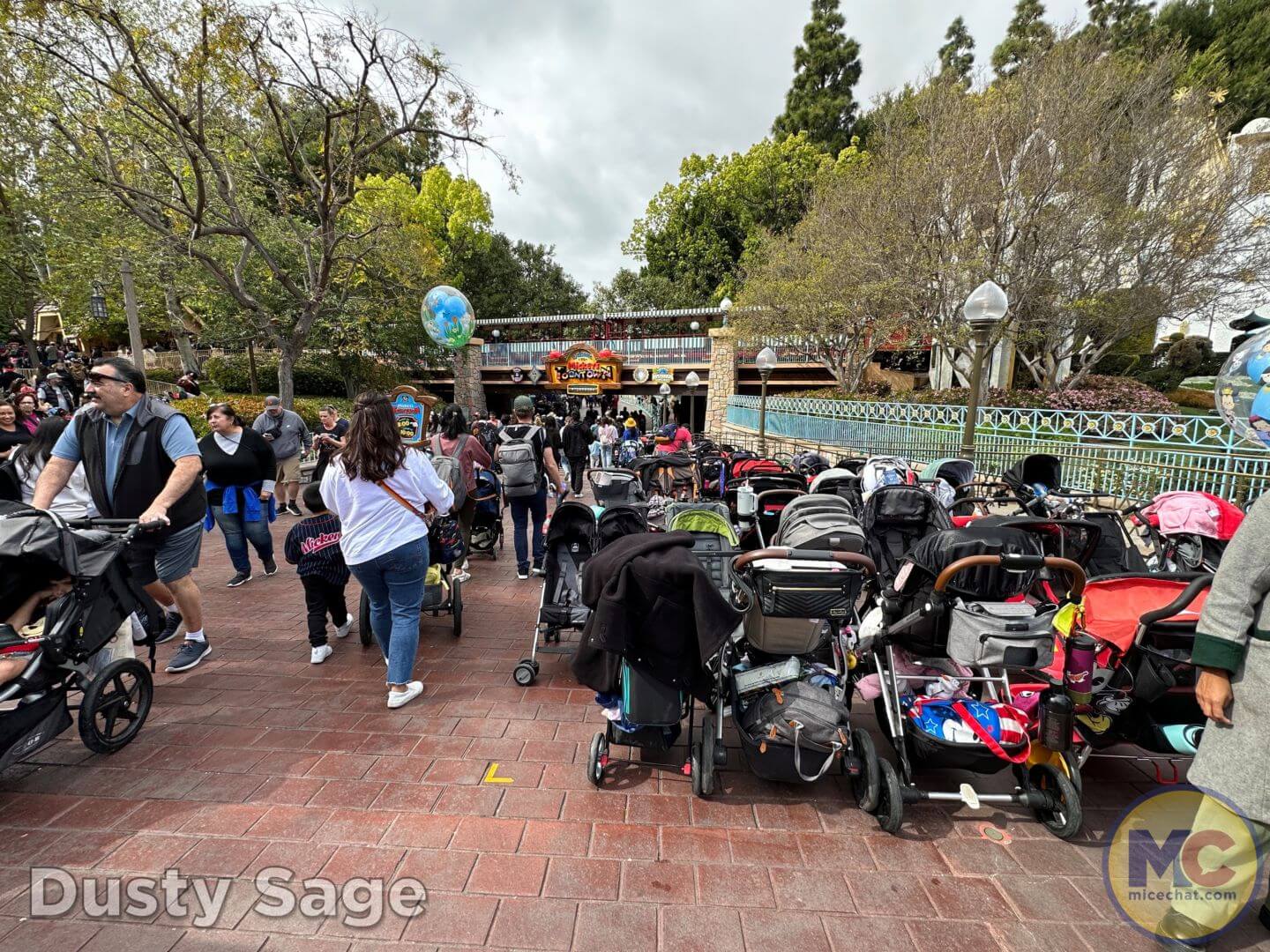 , Disneyland Update: The Last Splash, Crowd Flux &#038; Keys to the Kingdom!