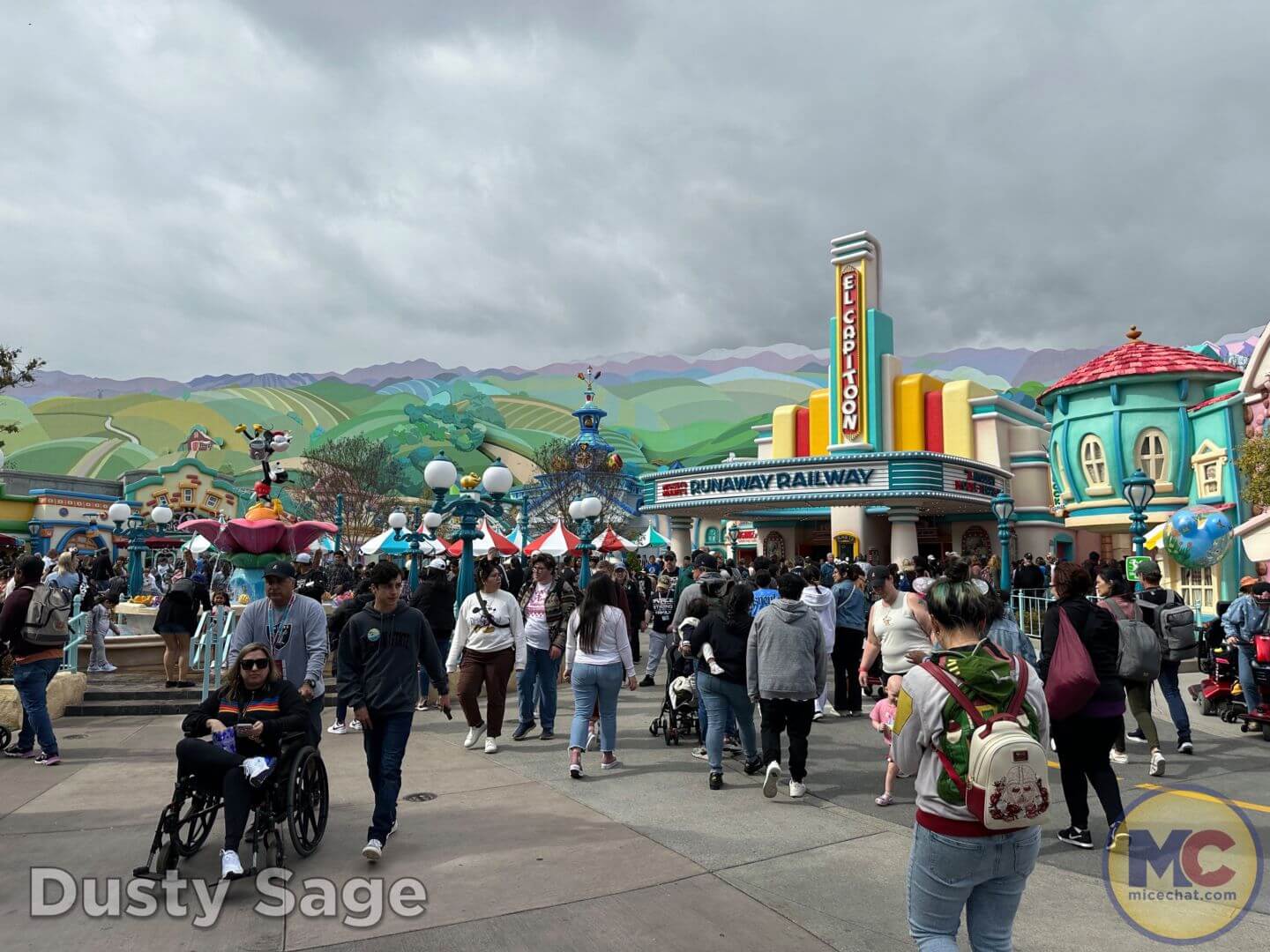 , Disneyland Update: The Last Splash, Crowd Flux &#038; Keys to the Kingdom!