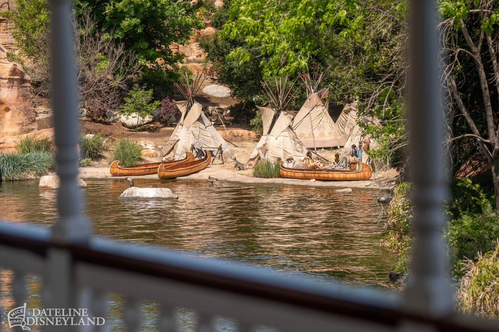 Disneyland, Disneyland Update: Fantasmic Aftermath, Spring Things &#038; Construction Views