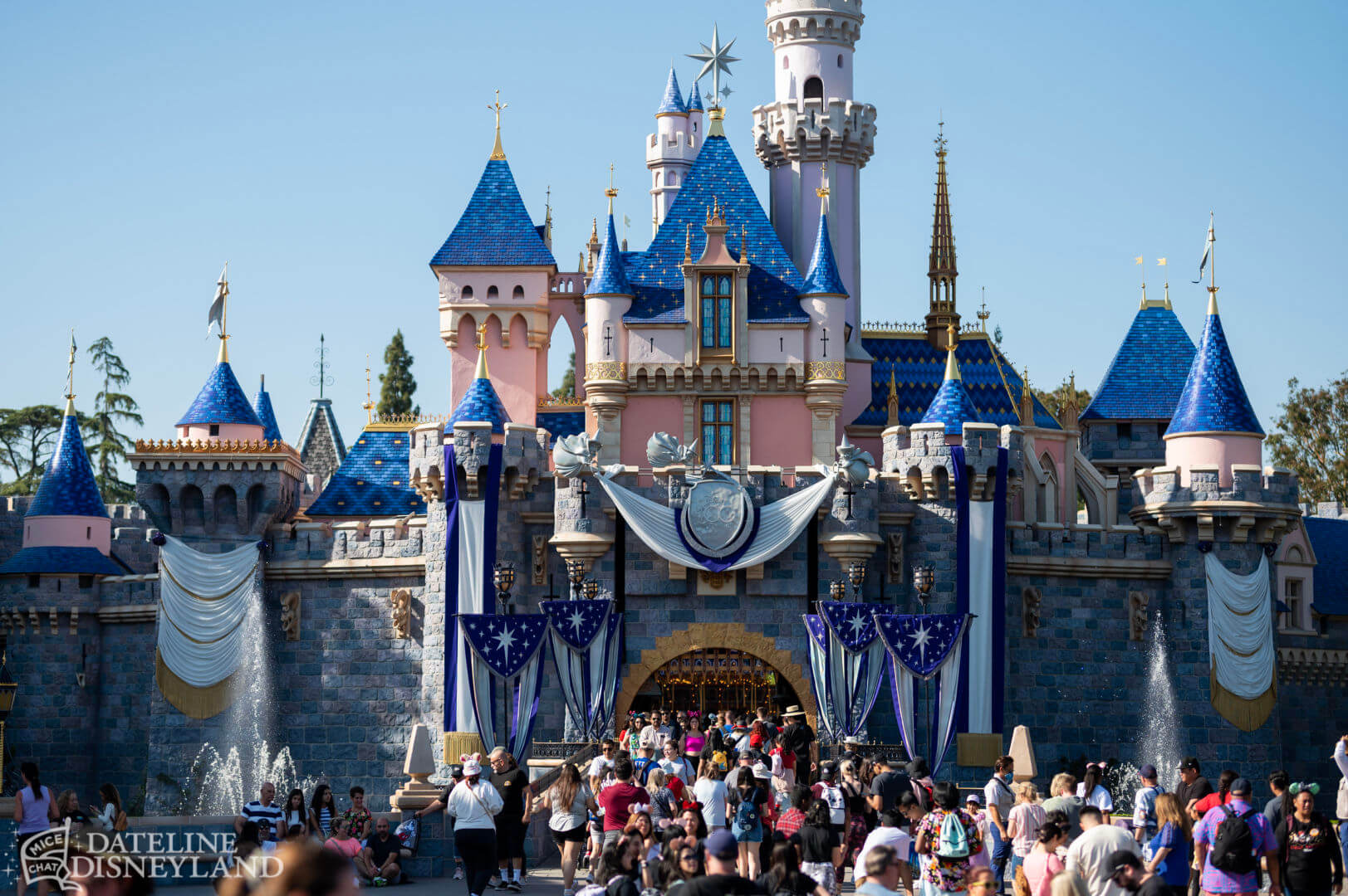 Disneyland, Disneyland Update: Fantasmic Aftermath, Spring Things & Construction Views