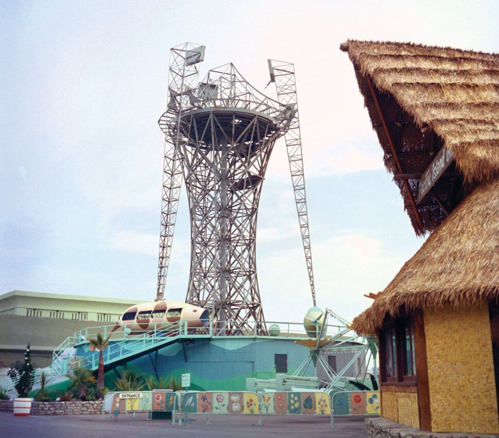 Pacific Ocean Park, Mr. Dolphin ride