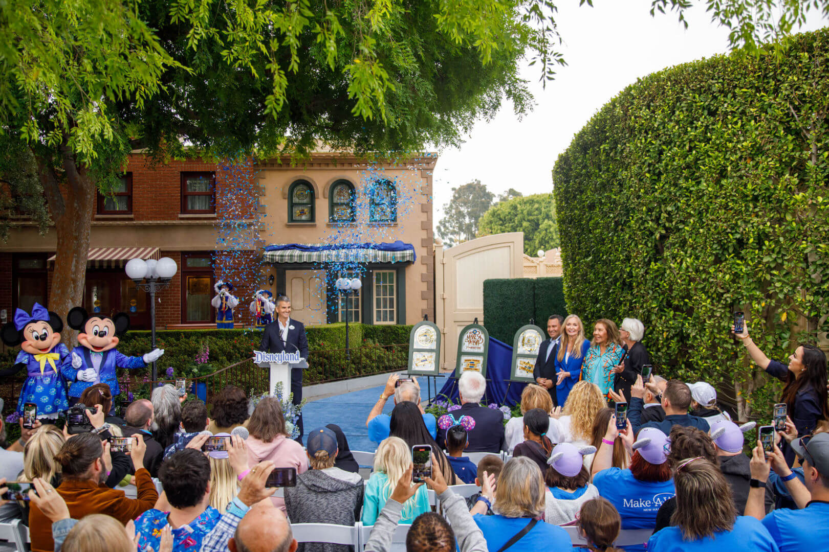 Make a Wish, Wishes Granted:  Touching New Windows on Disneyland&#8217;s Main Street