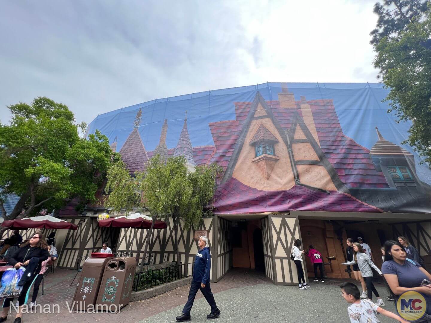 , Disneyland Update: The Final Splashdown, Pixar Preview &#038; More Mermaid!