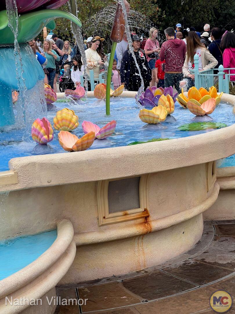 , Disneyland Update: The Final Splashdown, Pixar Preview &#038; More Mermaid!