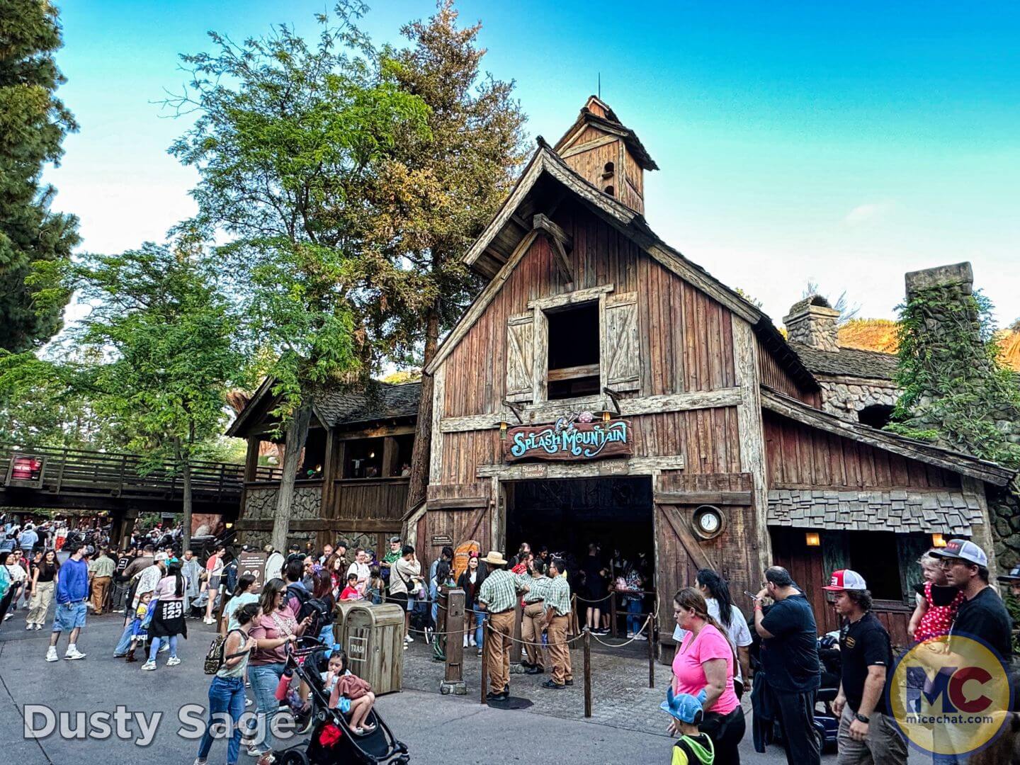 , Disneyland Update: Exciting Changes, Frustrating Delays & the Final Splash
