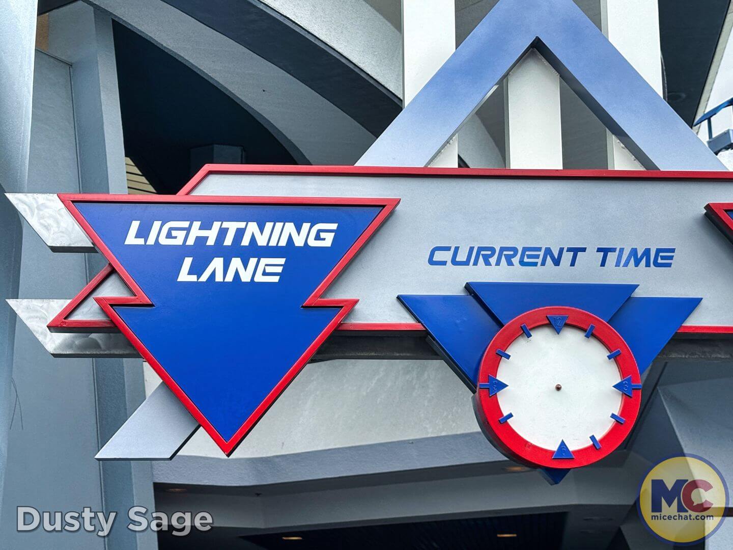 , Disneyland Update – The Crowd Awakens