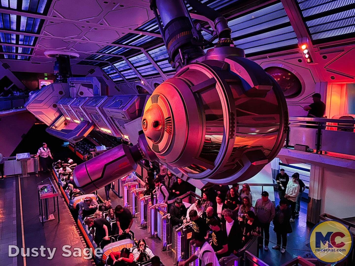, Disneyland Update – The Crowd Awakens