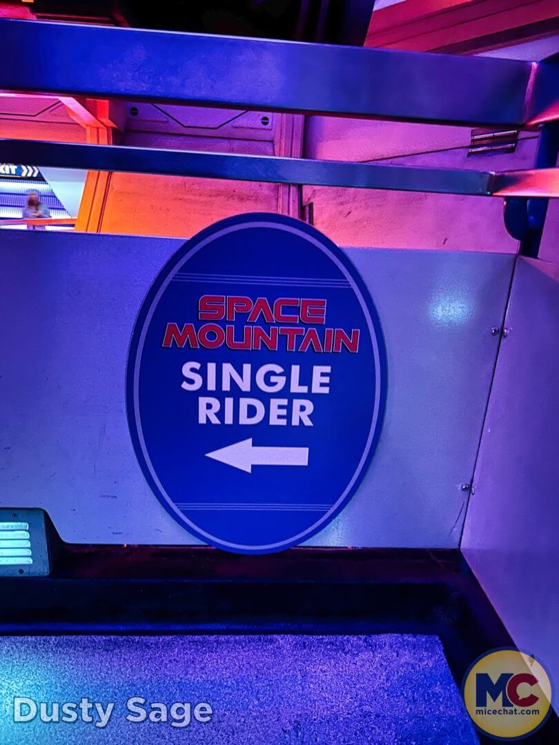 , Disneyland Update – The Crowd Awakens