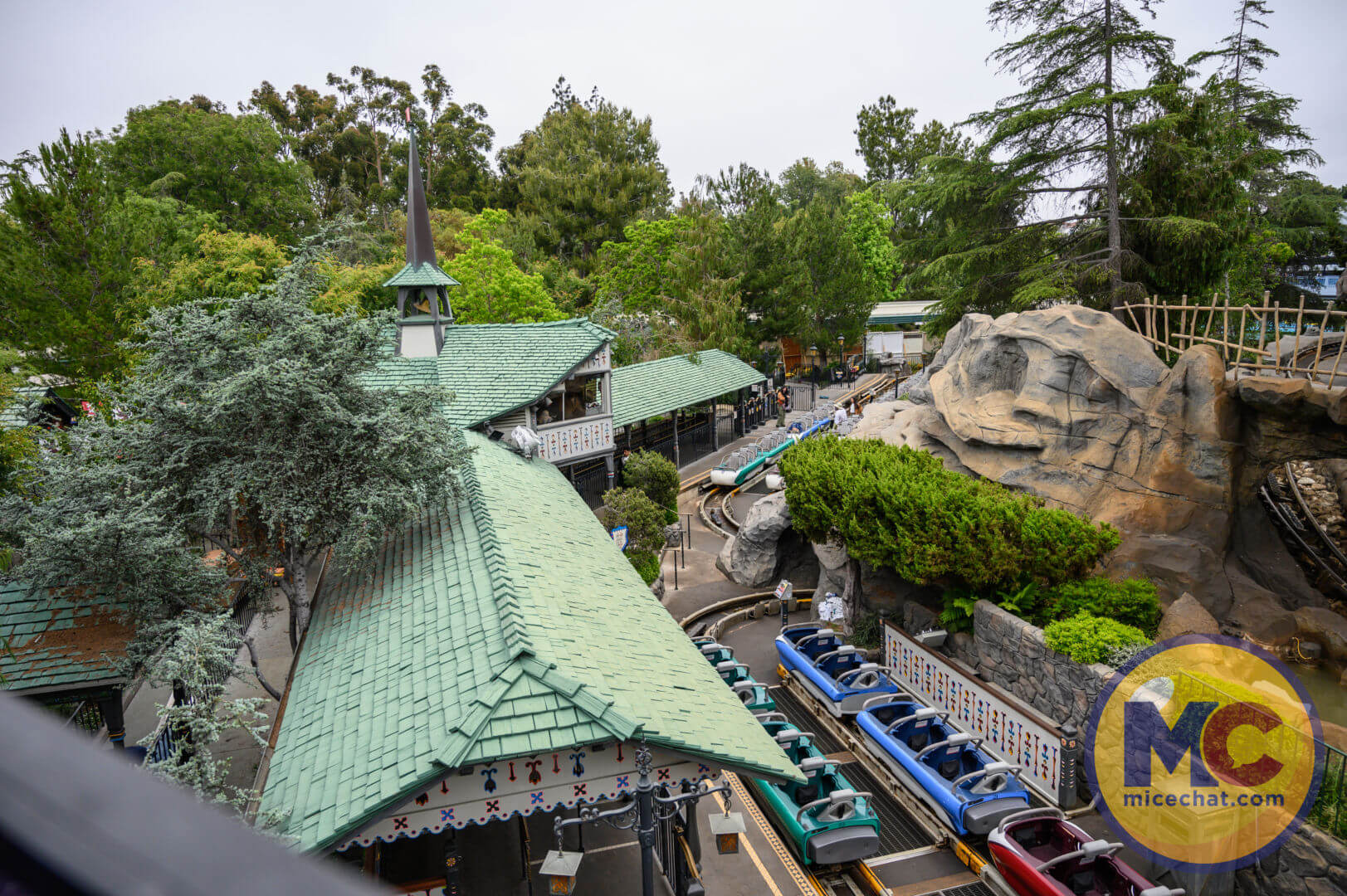 , Disneyland Update: Exciting Changes, Frustrating Delays &#038; the Final Splash