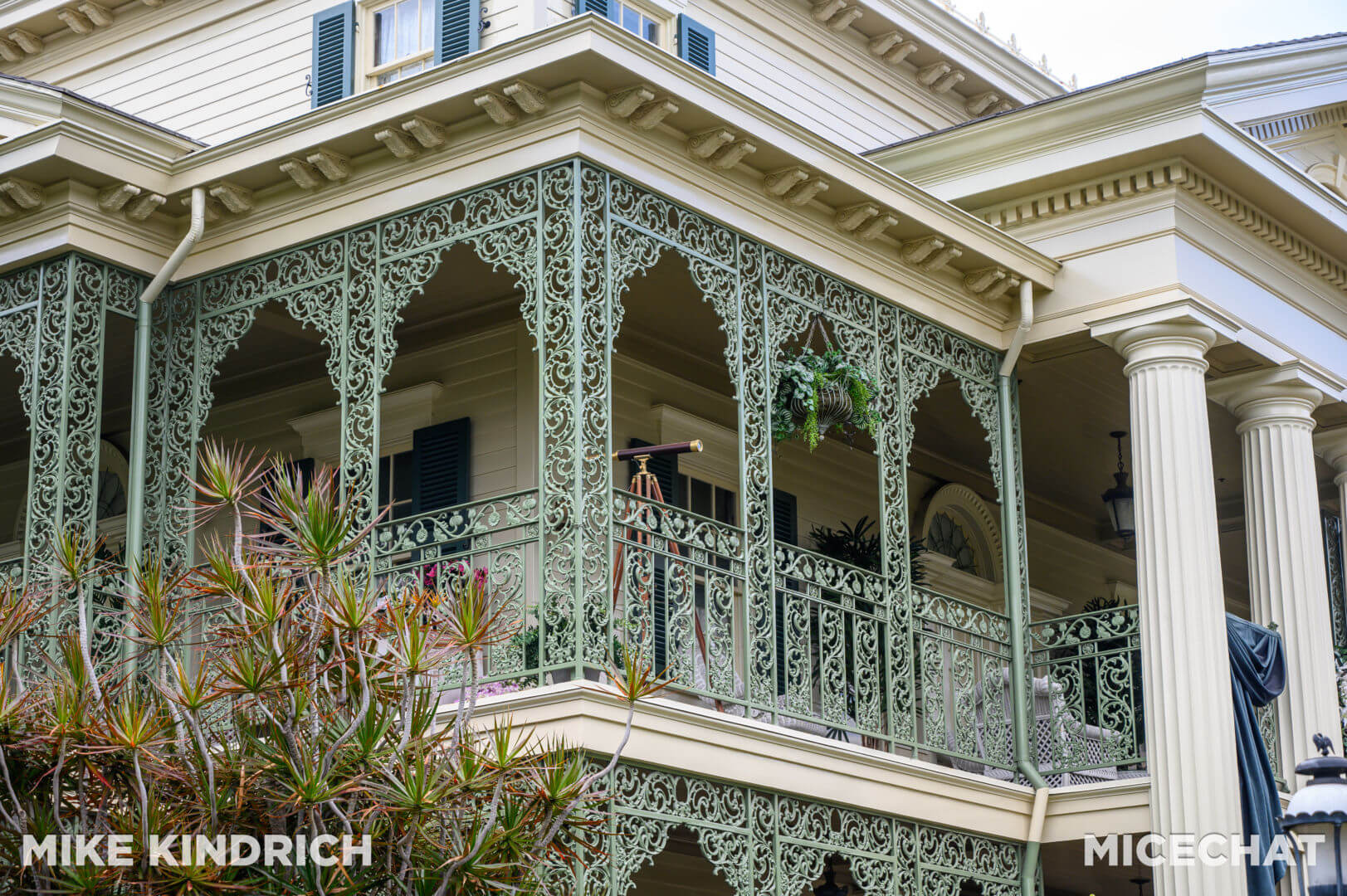 Haunted Mansion, MiceShots: Disneyland’s Haunted Mansion Materialized