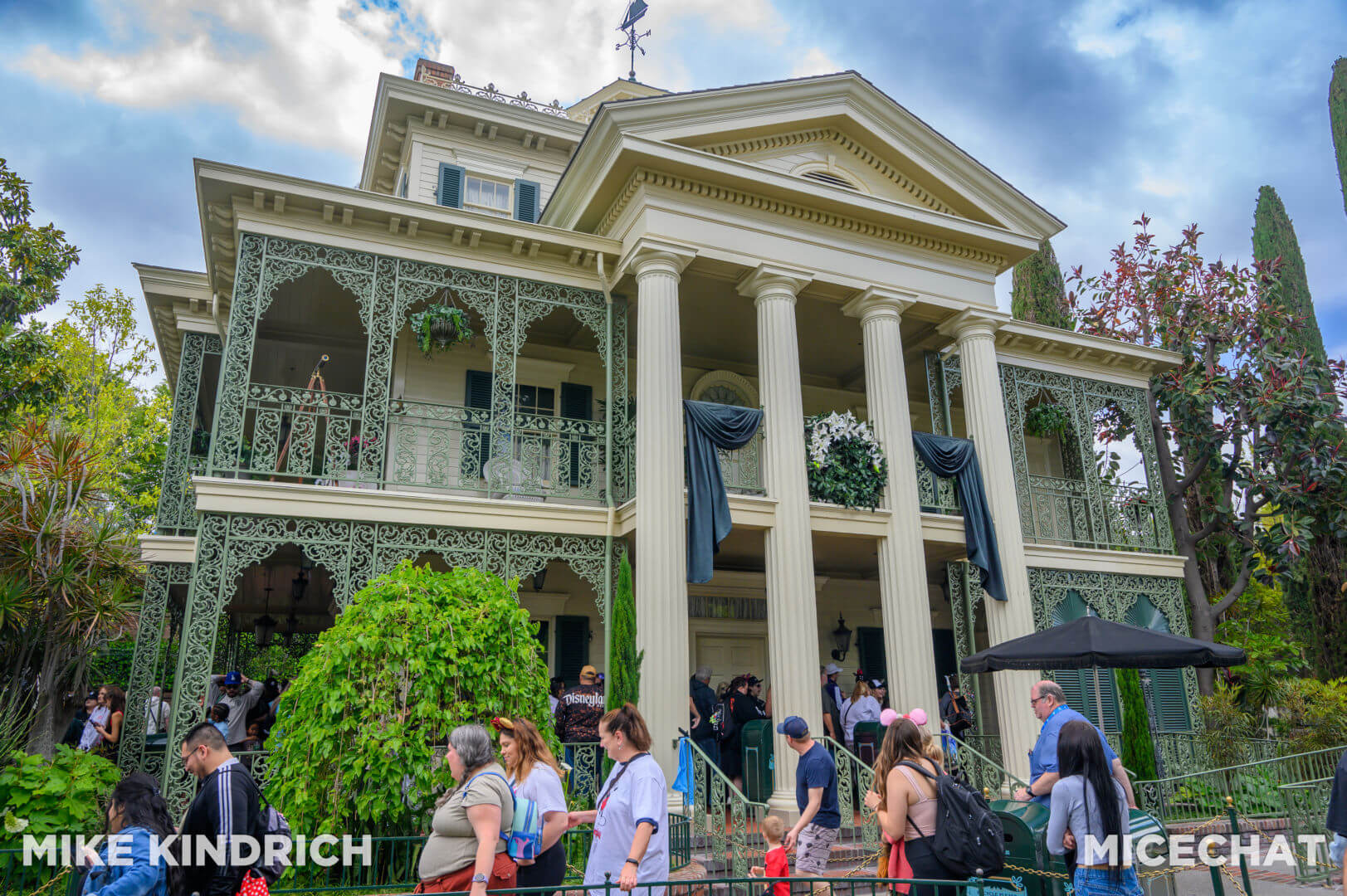 Haunted Mansion, MiceShots: Disneyland&#8217;s Haunted Mansion Materialized