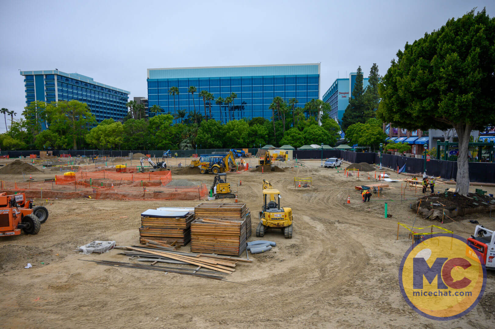 , Disneyland Update: Exciting Changes, Frustrating Delays & the Final Splash