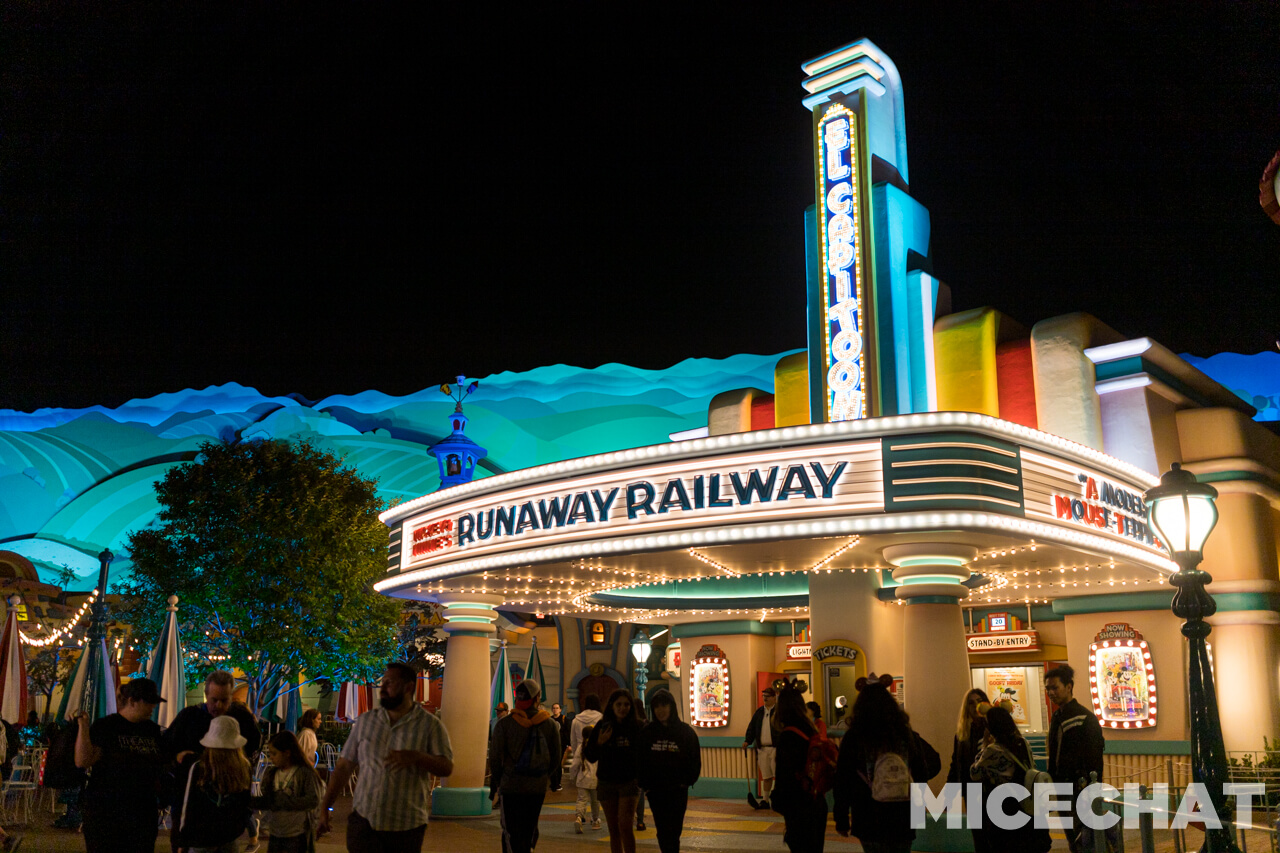 , Disneyland Update: The Final Splashdown, Pixar Preview & More Mermaid!