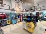 Photo_15 universal studios jurassic park tribute store