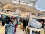Photo_82 universal studios jurassic park tribute store