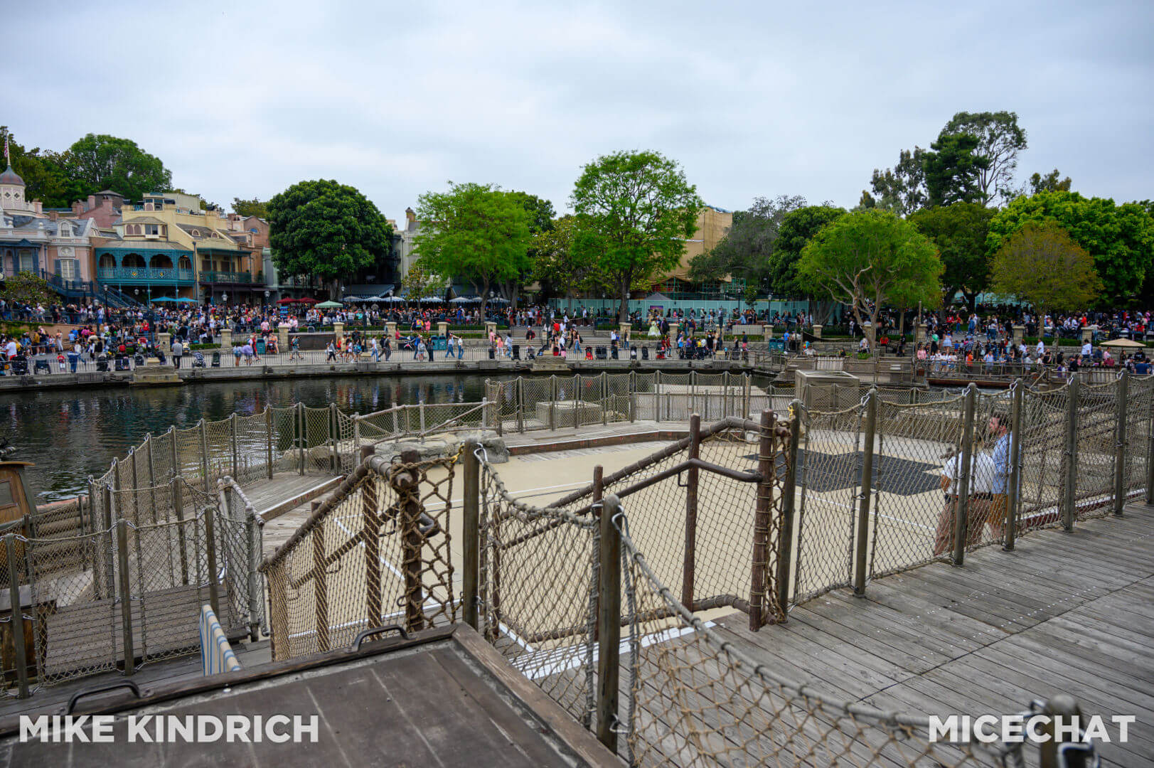 Fantasmic, Breaking News: Disneyland&#8217;s Fantasmic Gets A Reopening Date!