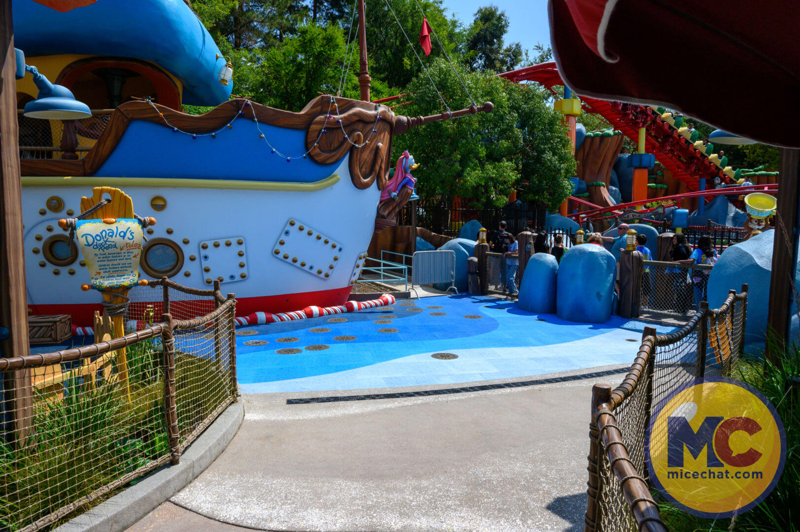 , Disneyland Update &#8211; Secret Test, Adventureland Mess, Splash at Rest