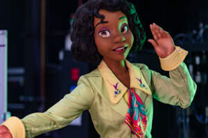, DISNEYLAND UPDATE: Performers Unite, After Dark Alert & Icon Exit!