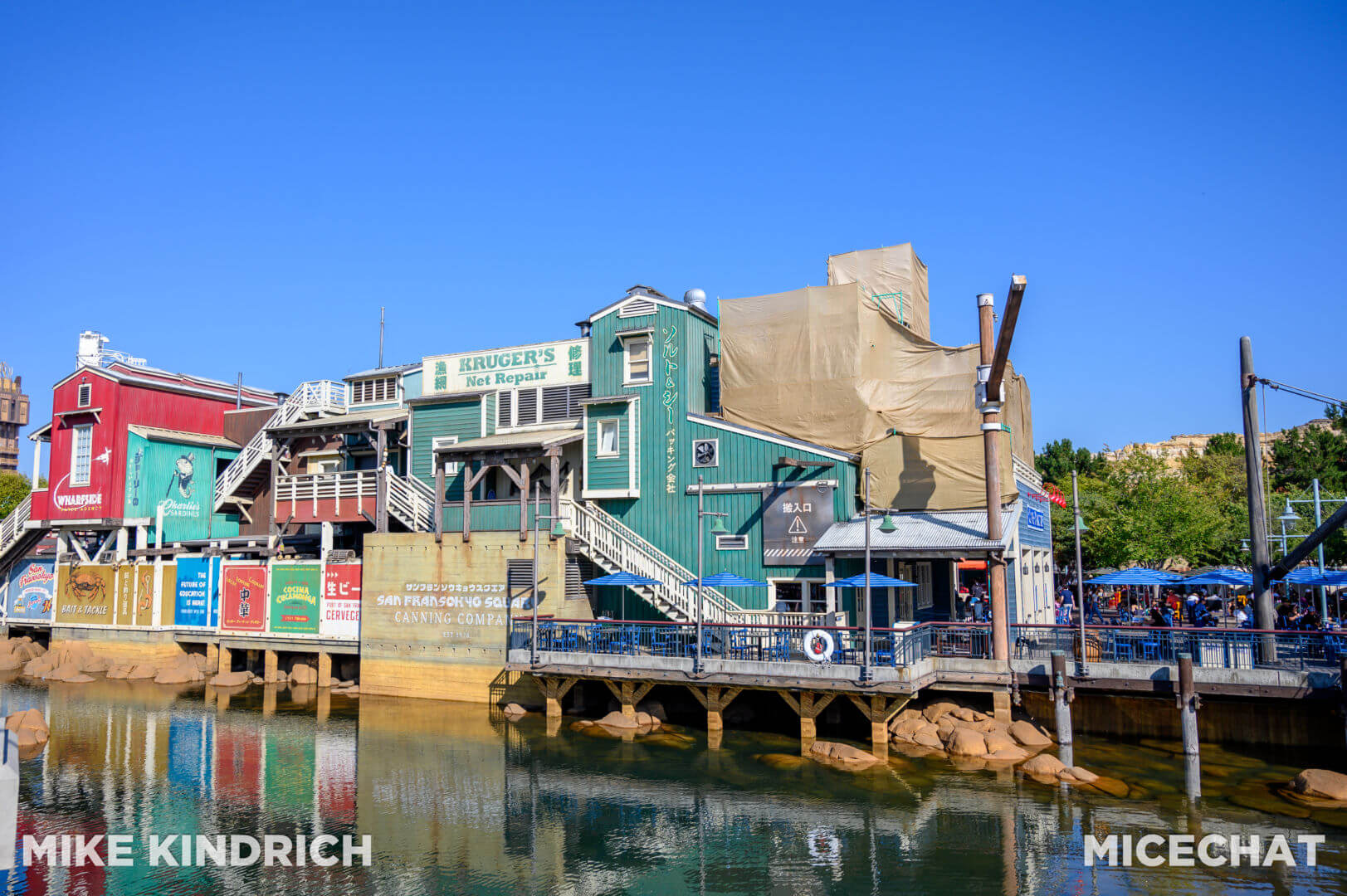 , Disneyland Update – Red, White & Boooooo!