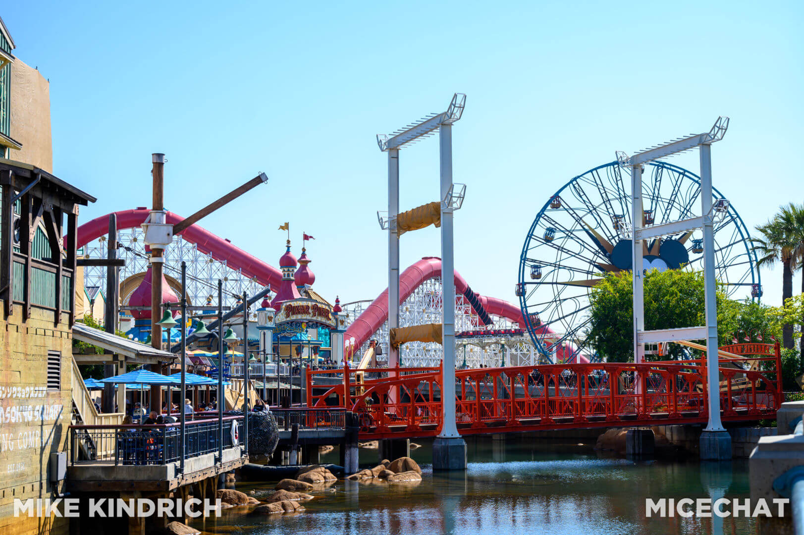 , Disneyland Update – Red, White & Boooooo!