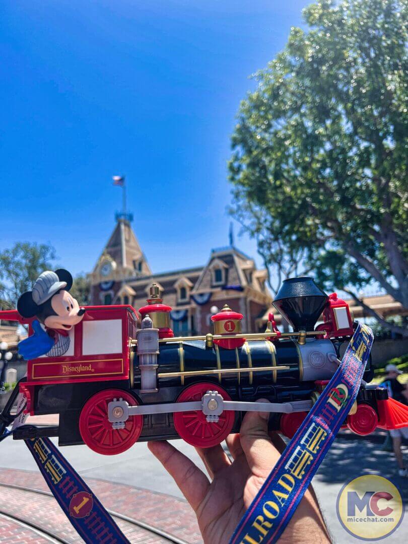 Disneyland Popcorn Buckets and Sippers, Disneyland’s Ghoulishly Delightful New Sipper & Collectible Popcorn Buckets!