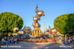 Disneyland_Main Street_Tomorrowland Entrance_Astro Orbiters_Golden Hour_Mike Kindrich (1 of 1)