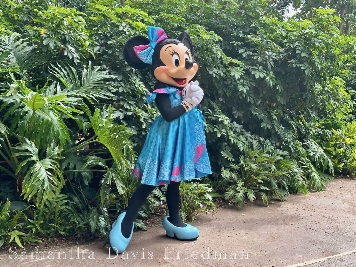 Minnie at Disney Aulani