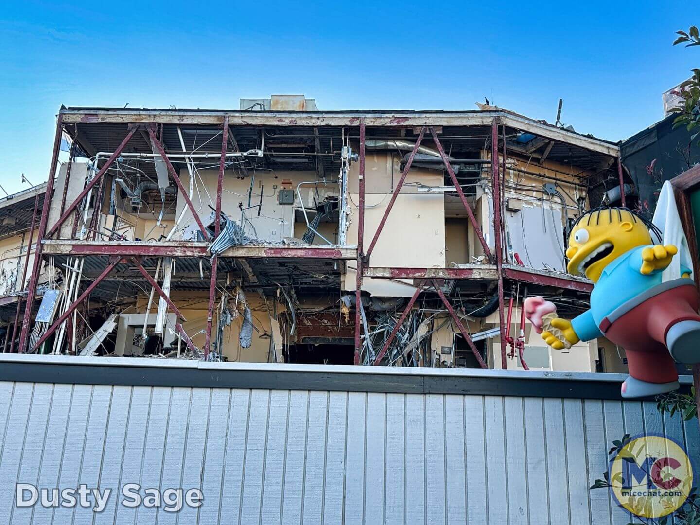 universal studios hollywood, Universal Studios Hollywood Update – New Ride Announcement, Summer Scares, Huge Crowds!