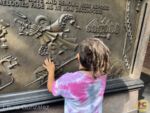 WDW-Disney-World-Magic-Kingdom-Haunted-Mansion-queue-2
