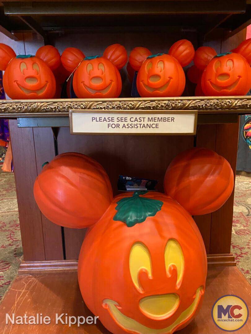 Disneyland Halloween, Disneyland Halloween Time Guide 2023 &#8211; New Boo For You!