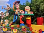 Toy Story Land – Talking Woody – Photo by Samantha Davis-Friedman