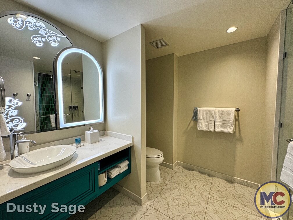 Villas at the Disneyland Hotel, ALL YOU NEED TO KNOW: The Villas at the Disneyland Hotel – News & Views!
