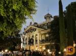 Disneyland News Beauty Crowds Haunted Mansion MiceChat