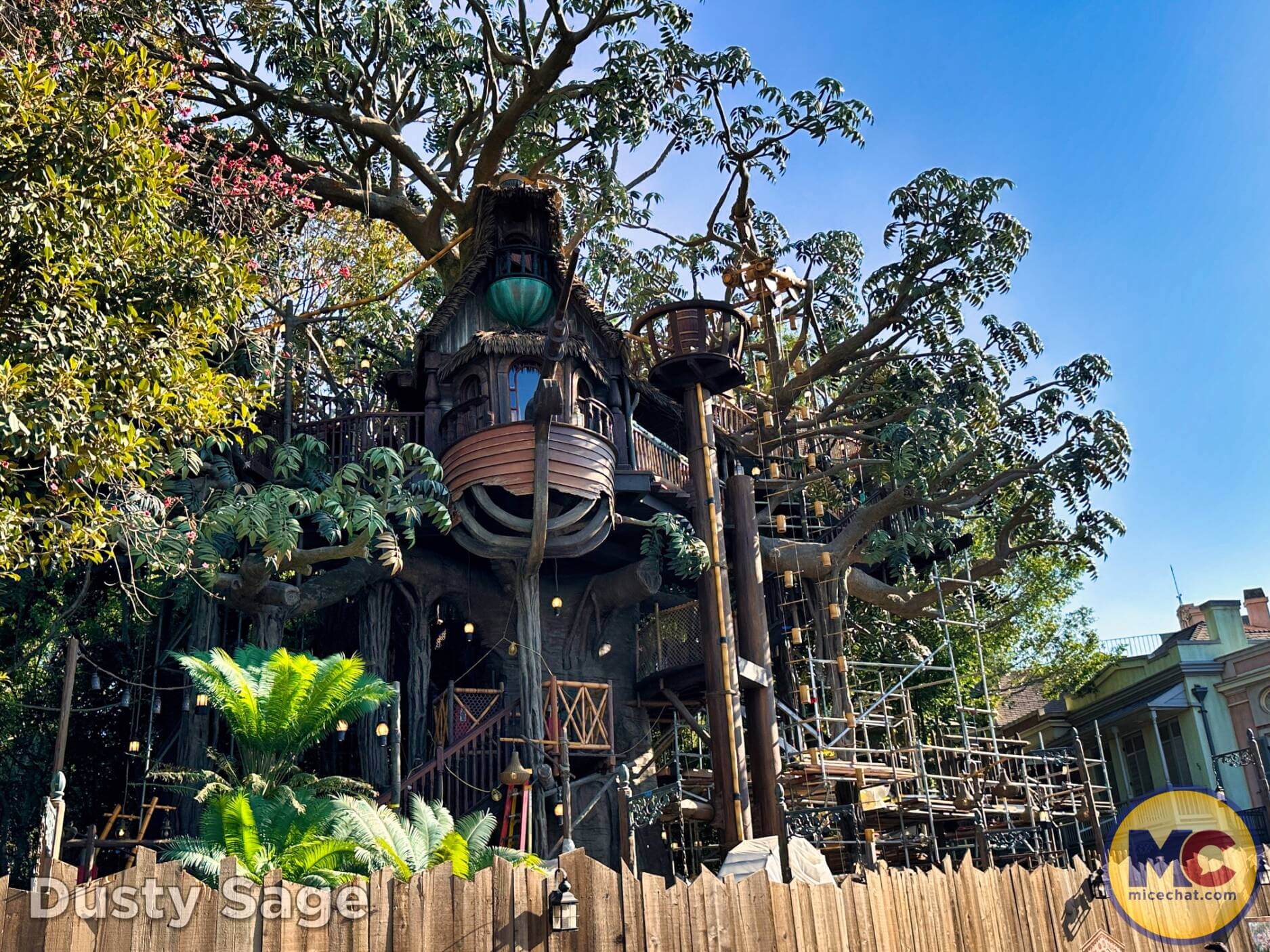, Disneyland Update – A Great Big Beautiful Tomorrow???