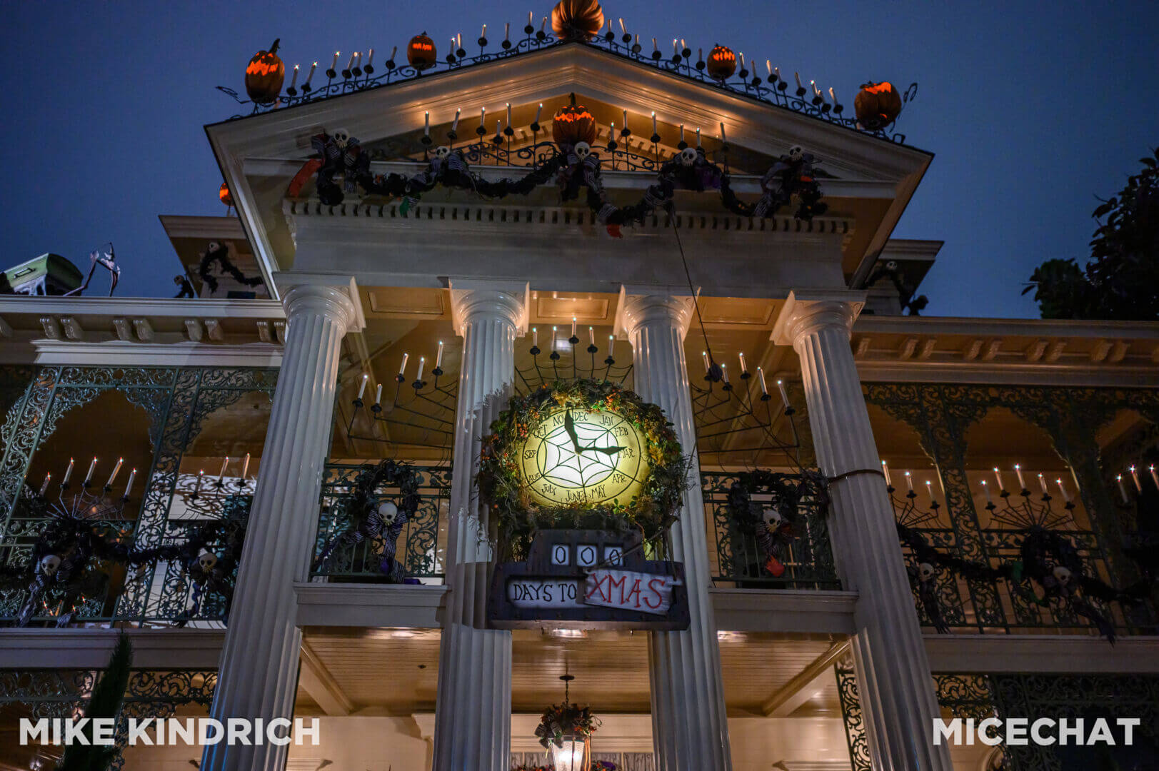 Haunted Mansion Holiday, MiceShots: A Spirited Look At Disneyland&#8217;s Haunted Mansion Holiday