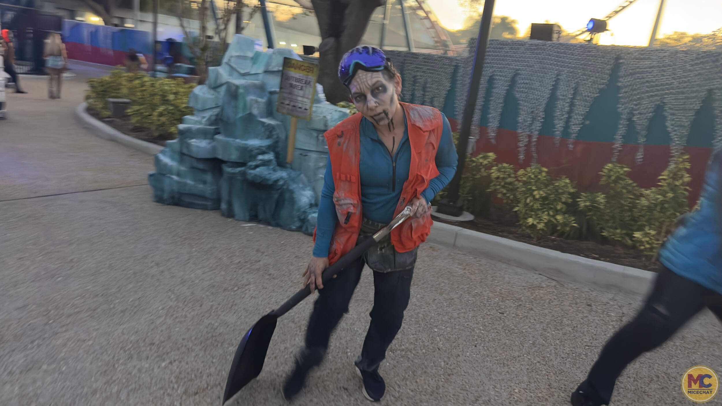Howl-O-Scream, Hot and Cold Running Chills at SeaWorld Orlando’s Howl-O-Scream