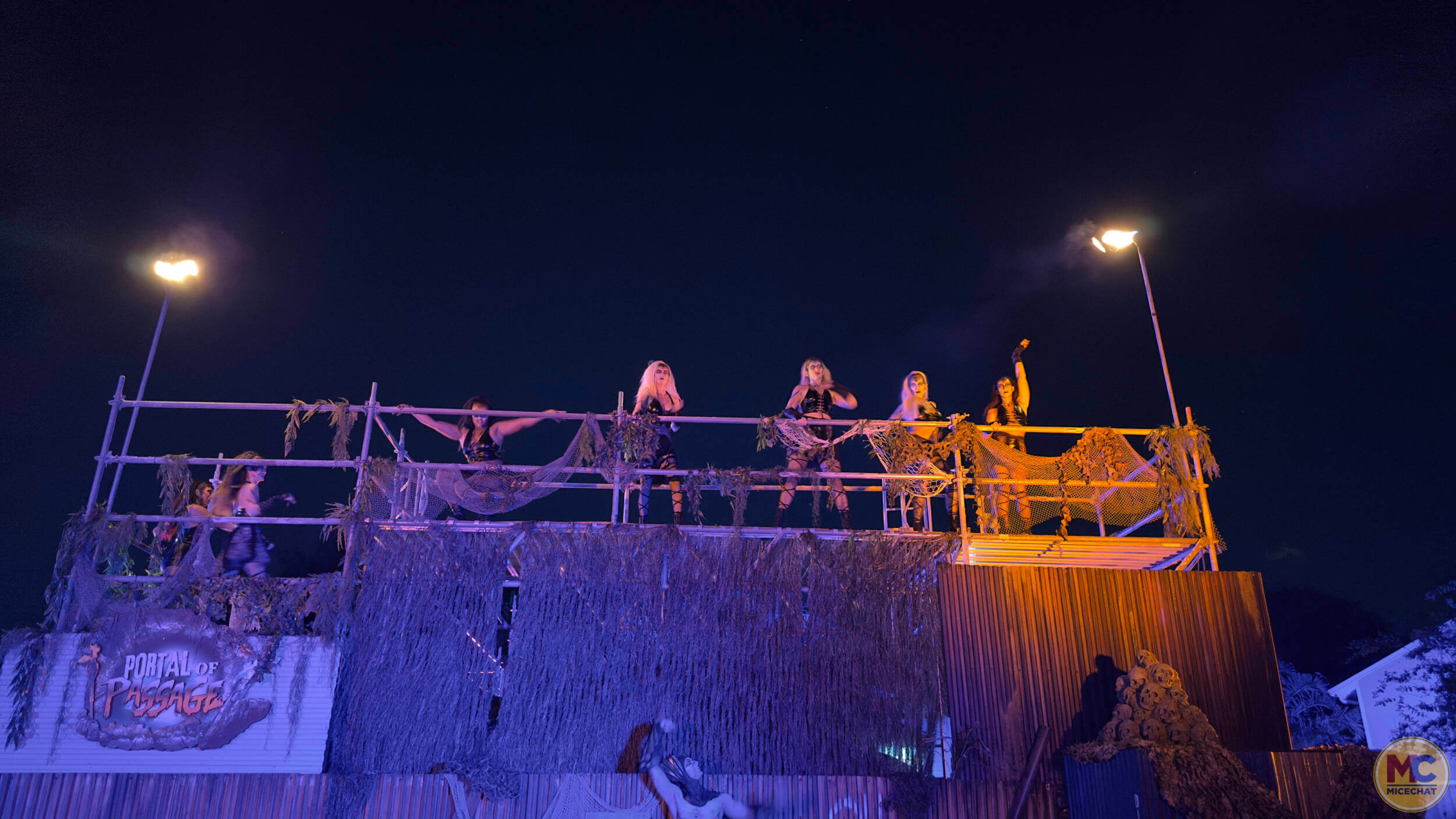 Howl-O-Scream, Hot and Cold Running Chills at SeaWorld Orlando’s Howl-O-Scream
