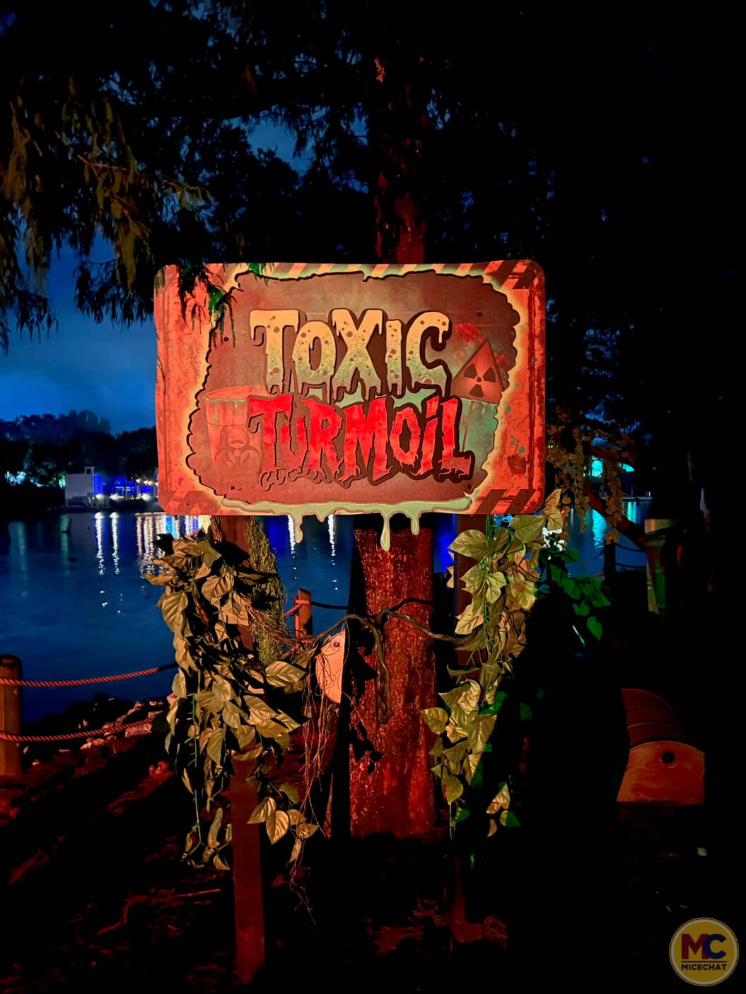 Howl-O-Scream, Hot and Cold Running Chills at SeaWorld Orlando’s Howl-O-Scream