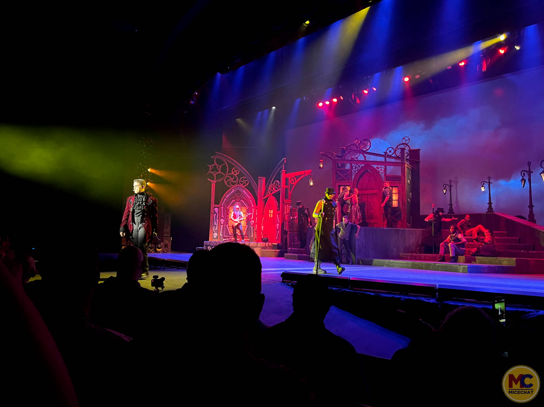 Howl-O-Scream, Hot and Cold Running Chills at SeaWorld Orlando’s Howl-O-Scream
