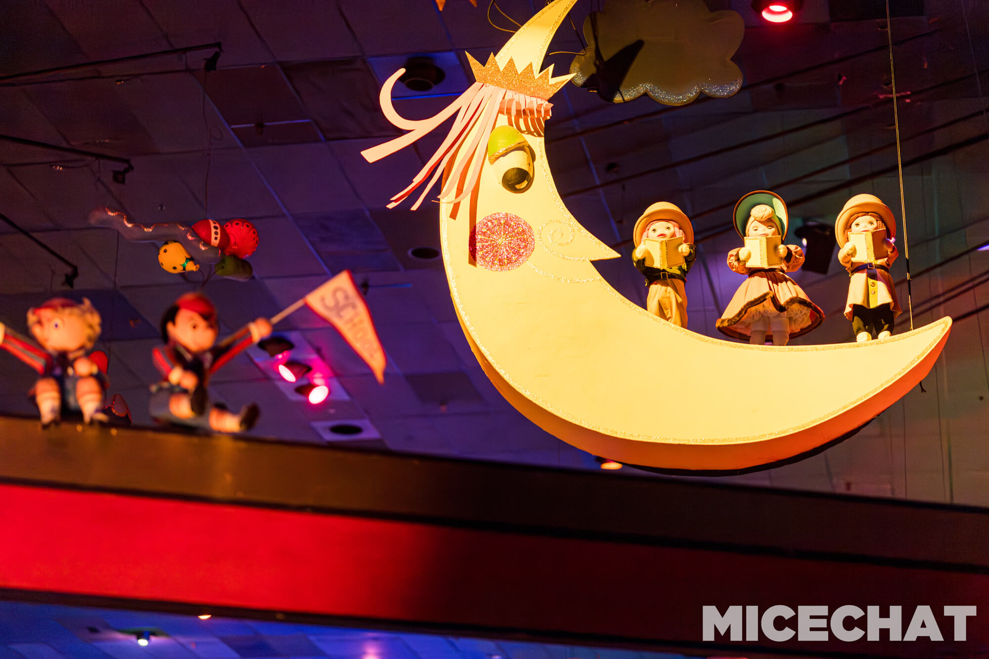 , Disneyland Update – Snowfall, Pumpkins & Missed Opportunities!