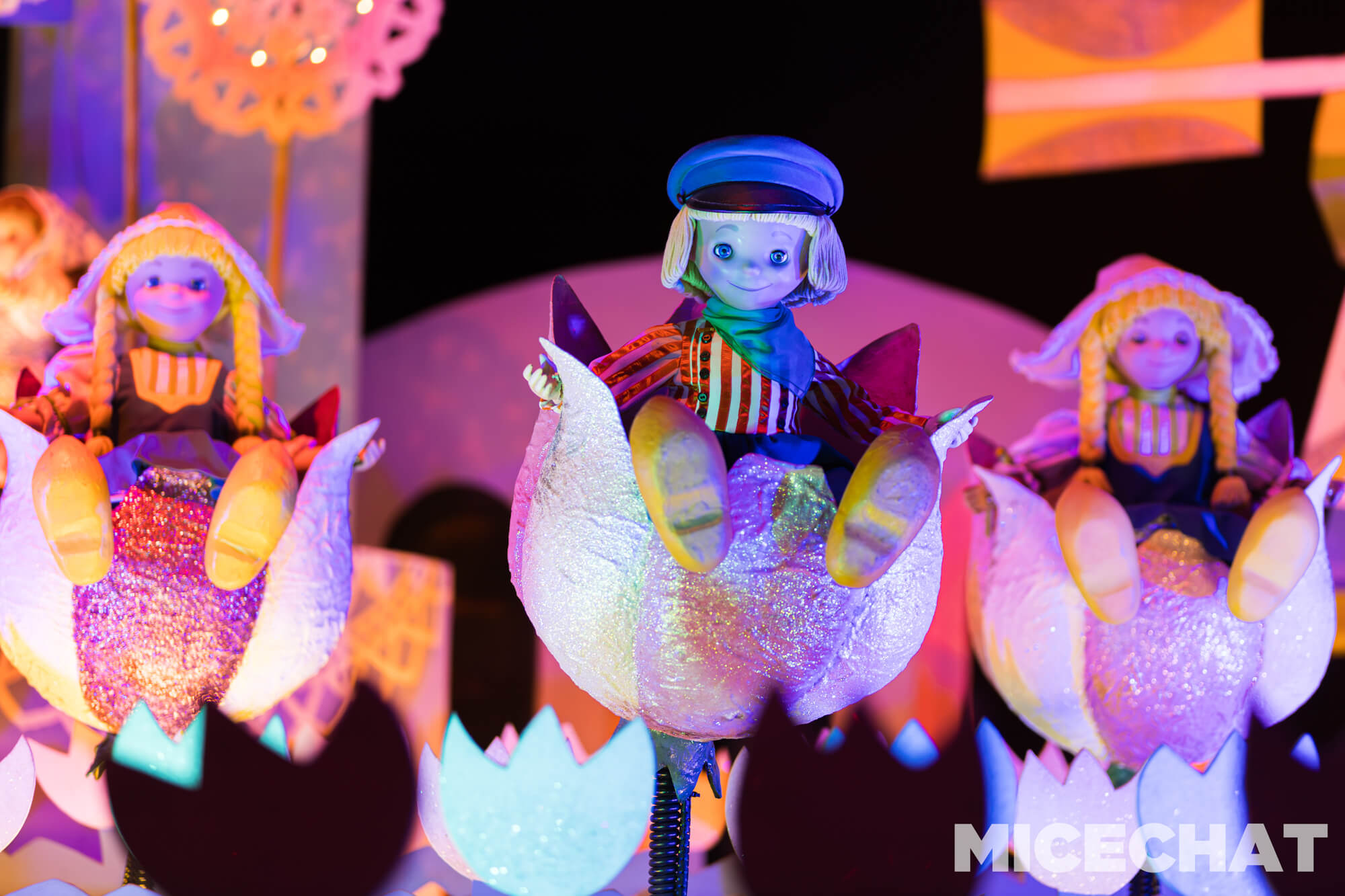 , Disneyland Update – Snowfall, Pumpkins & Missed Opportunities!