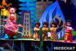 007_Disneyland_it’s a small world