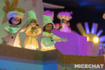 011_Disneyland_it’s a small world