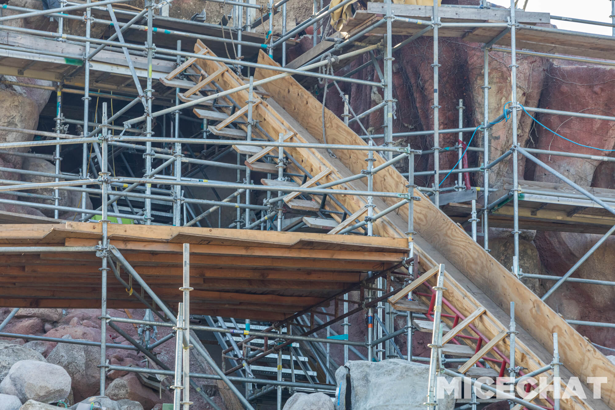 , Disneyland Update: Sad Departures and Exciting Additions!